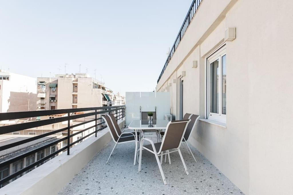 Piraeus Deluxe 2Bdr Apt - Near Metro And Port Exterior foto